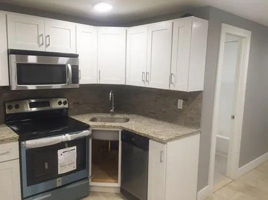 Rented by Bohemia Realty Group | media 11