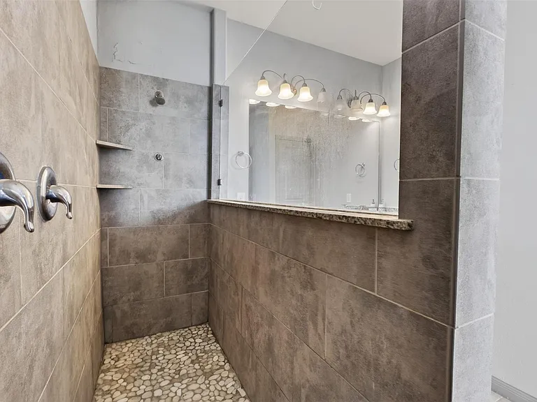 5202 Rue Dela Croix Dr — Photo 26
