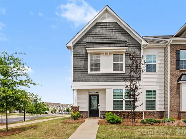 13905 Castle Nook Dr, Charlotte, NC 28273