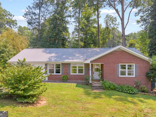 87 Furman St, Toccoa, GA 30577