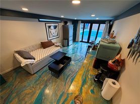 4025 Vendome Pl, New Orleans, LA