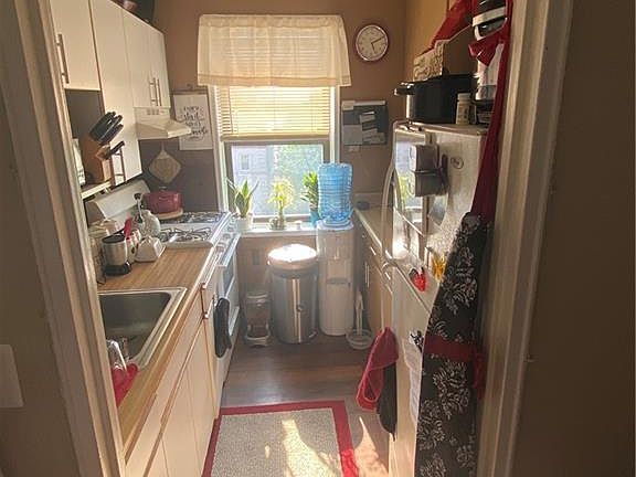 2nd image of 465 E Lincoln Ave APT 607