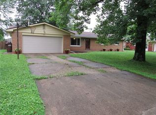 5472 E Karlsway Dr, Columbus, IN
