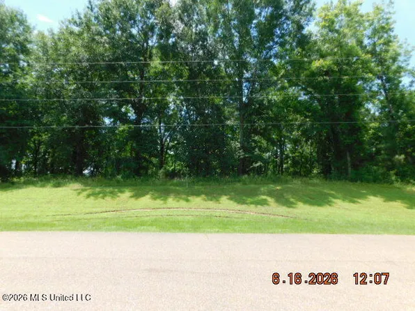 701 Club Car Dr #23, Hernando, MS 38632