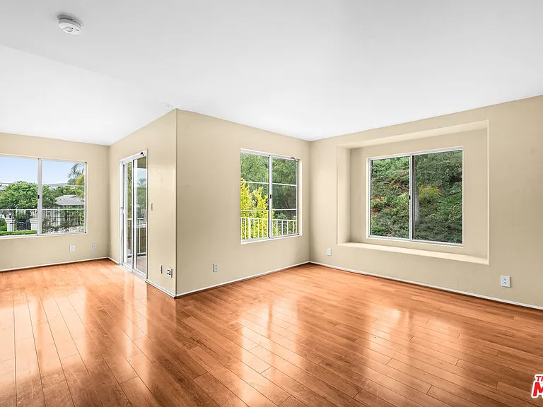 18639 Nathan Hill Dr #9 — Photo 25
