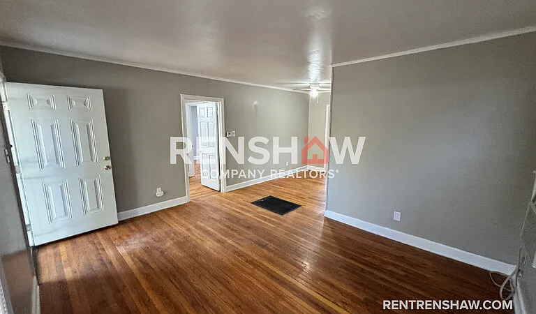 1041 Isabelle St — Photo 3