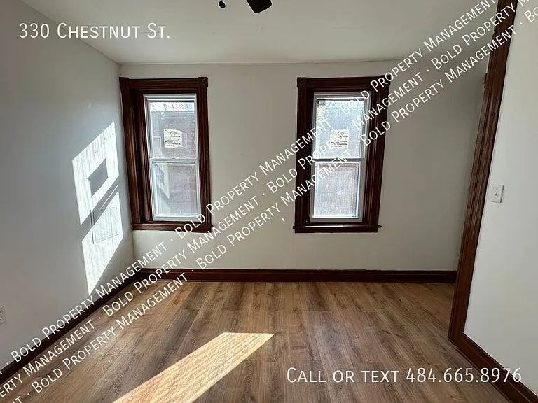 330 Chestnut St — Photo 6