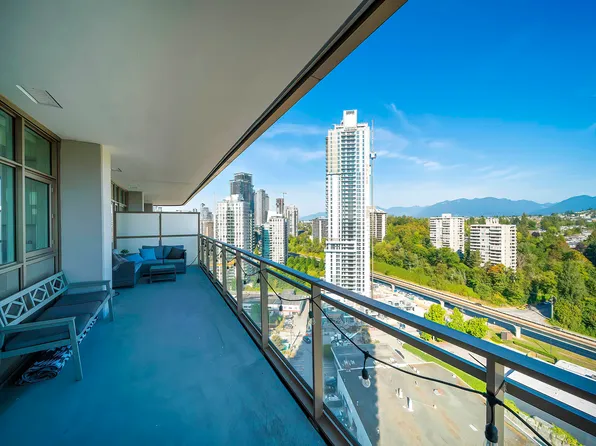 5333 Goring St #2301, Burnaby, BC V5B 0B6