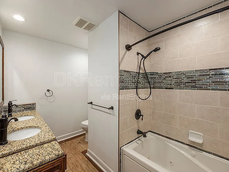 245 Brook Dr — Photo 21