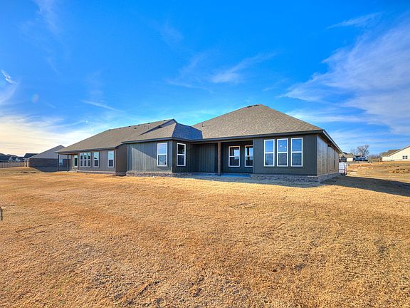 7th image of this home