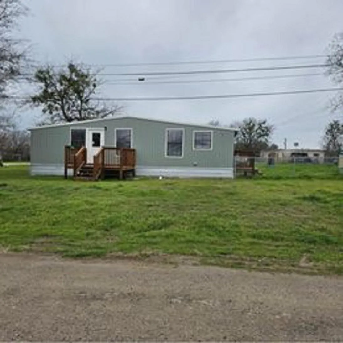 2 bed, 1200 sqft, $1,200 — Photo 3