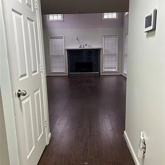 1730 Paddlewheel Dr NE — Photo 2