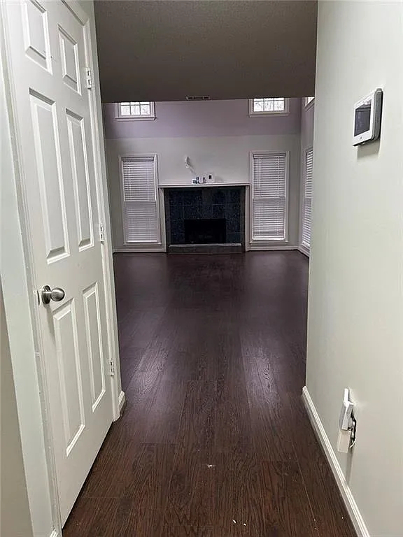 Building Photo - 1730 Paddlewheel Dr NE