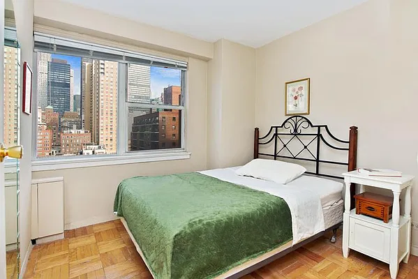 Rented by Keller Williams NYC | media 4
