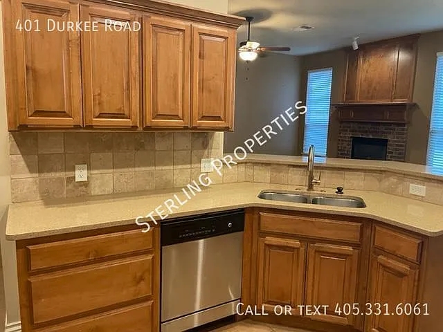 401 Durkee Rd — Photo 8