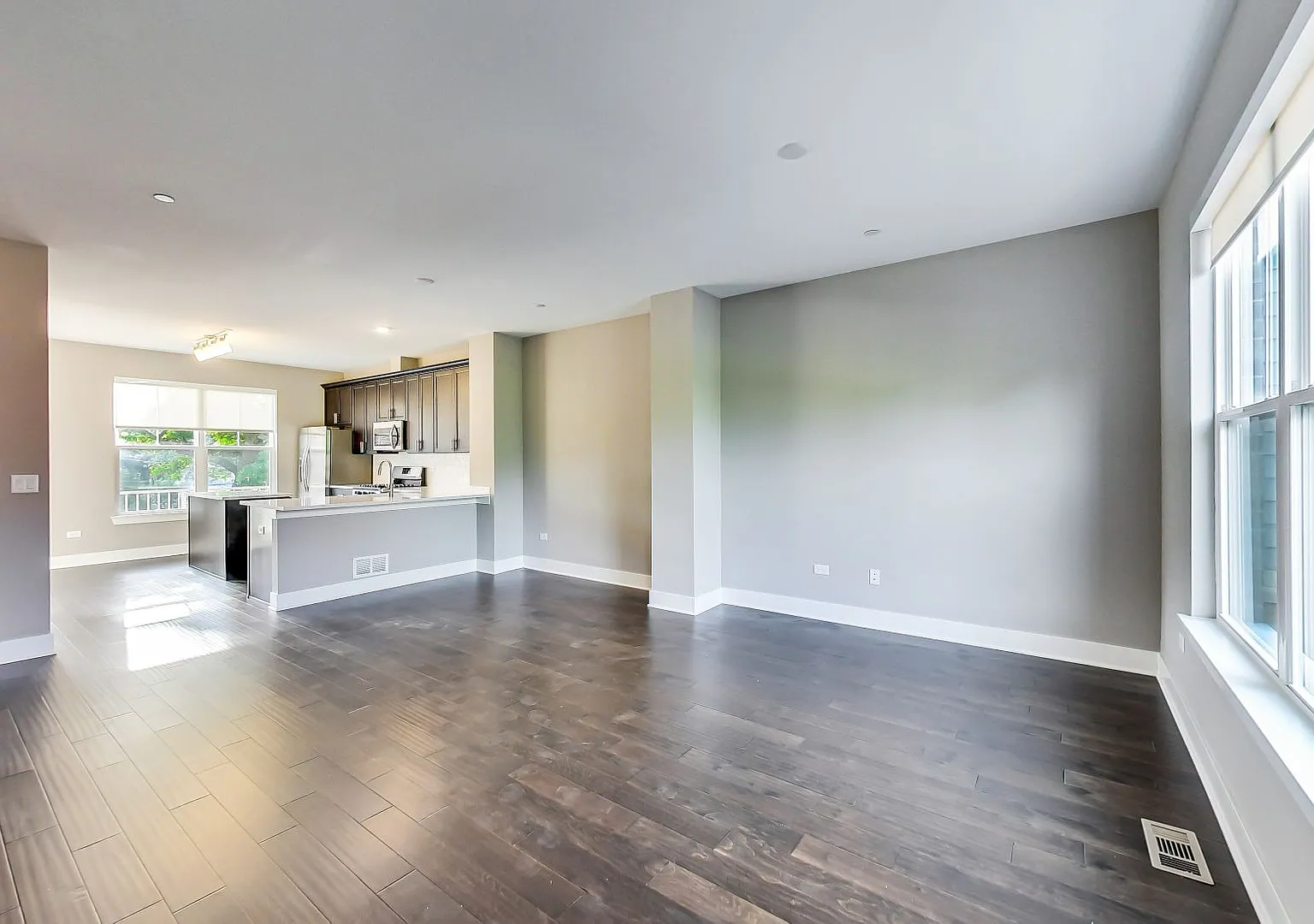 Webster Place — Photo 4
