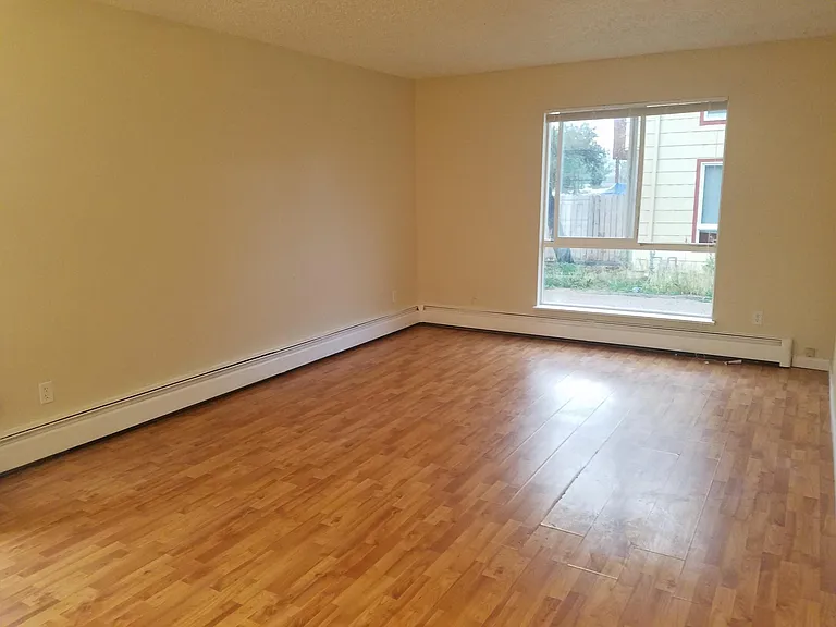4230 Loomis Ave #1 — Photo 4