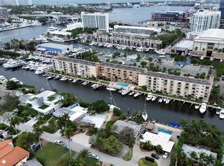 1777 SE 15th St APT 413, Fort Lauderdale, FL 33316