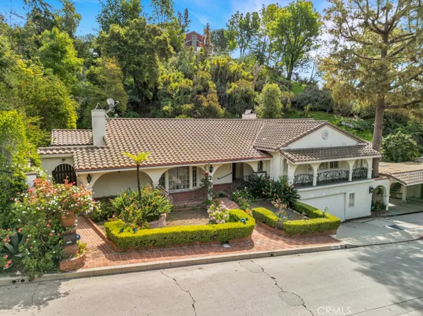 2720 Outpost Dr, Los Angeles, CA 90068