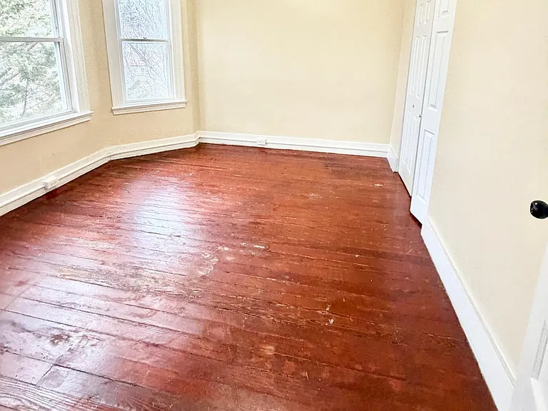 52 Dickerman St #3L — Photo 10