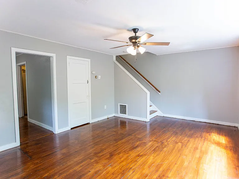 153 Wade Ln #153 — Photo 3