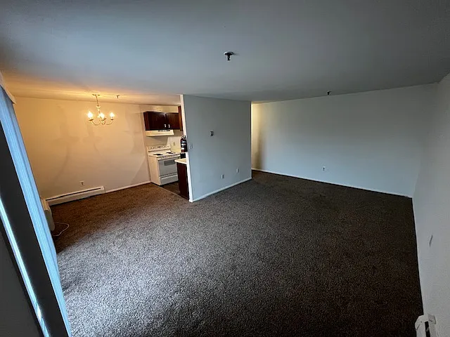1 bed, 700 sqft, $975 — Photo 3
