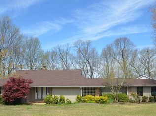 708 Hillyer High Rd, Anniston, AL 36207