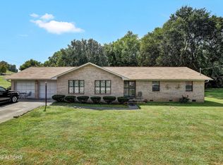 4116 Sand Point Dr, Knoxville, TN 37914