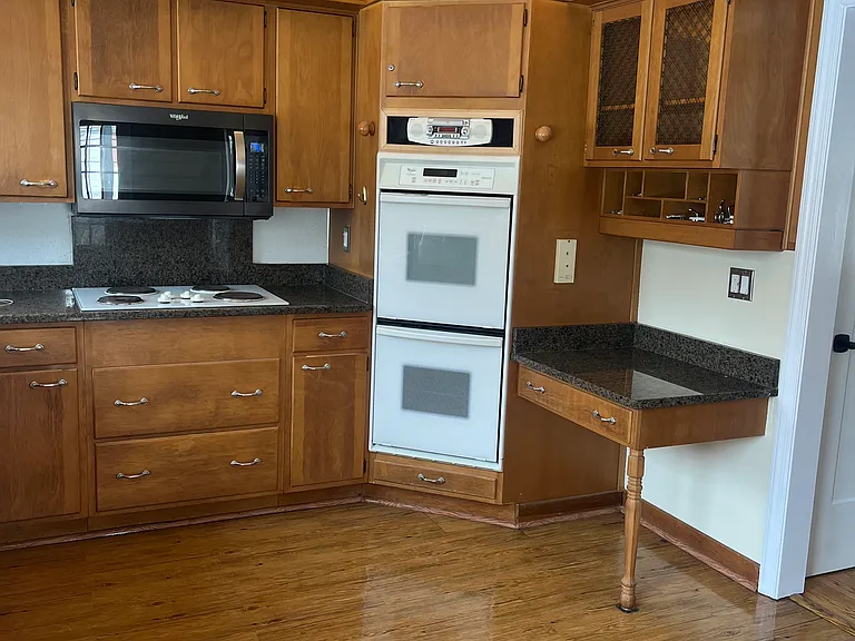 1001 S Main St #A — Photo 30