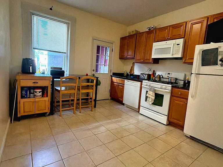 53 Brackett St #L2 — Photo 6