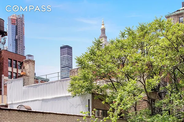 Sold by Compass | media 12