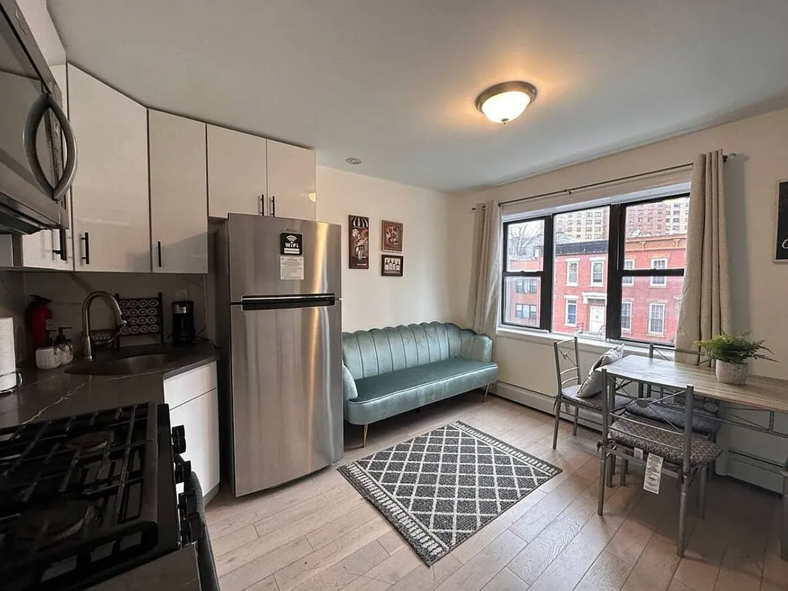 286 Cornelia Street — Photo 1