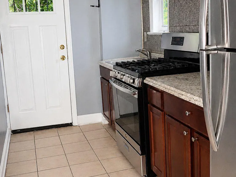 59 Galveston Pl SW #4 — Photo 11
