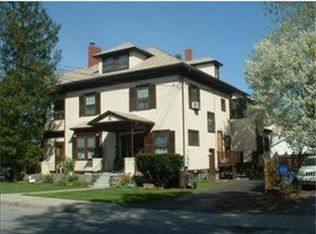 8 Frances St, Woburn, MA 01801