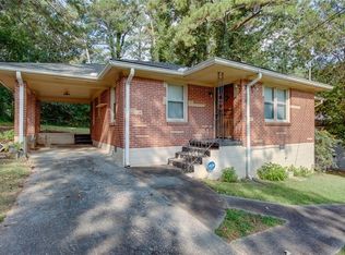 2243 Mark Trl, Decatur, GA 30032