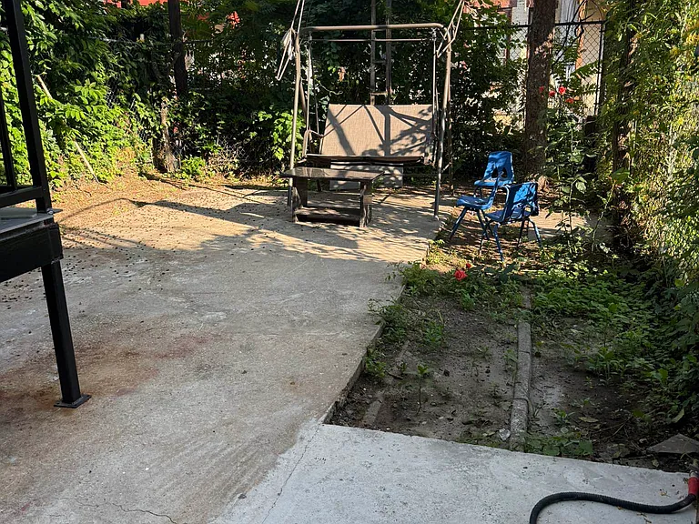 60-82 Catalpa Ave #1B — Photo 20