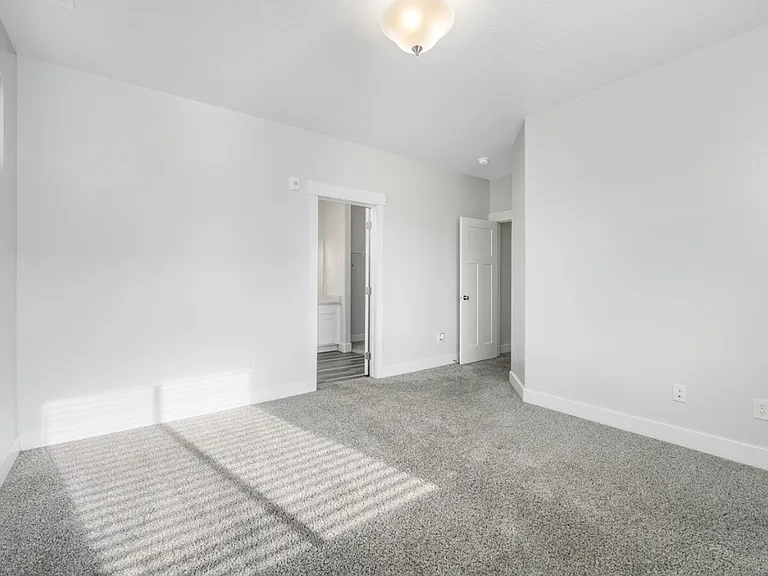 13528 S Commodus Dr #L302 — Photo 6
