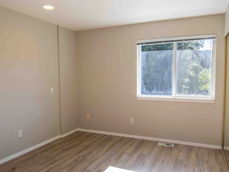 9099 Icicle Rd #2 — Photo 7