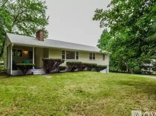 519 Neipsic Rd, Glastonbury, CT 06033