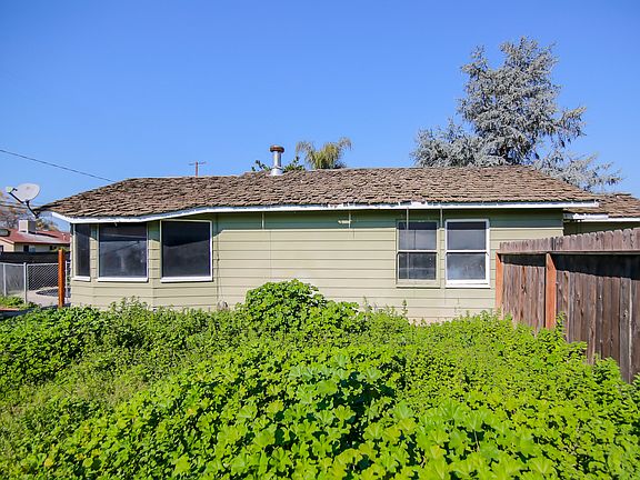 5th image of 433 S Valencia Blvd