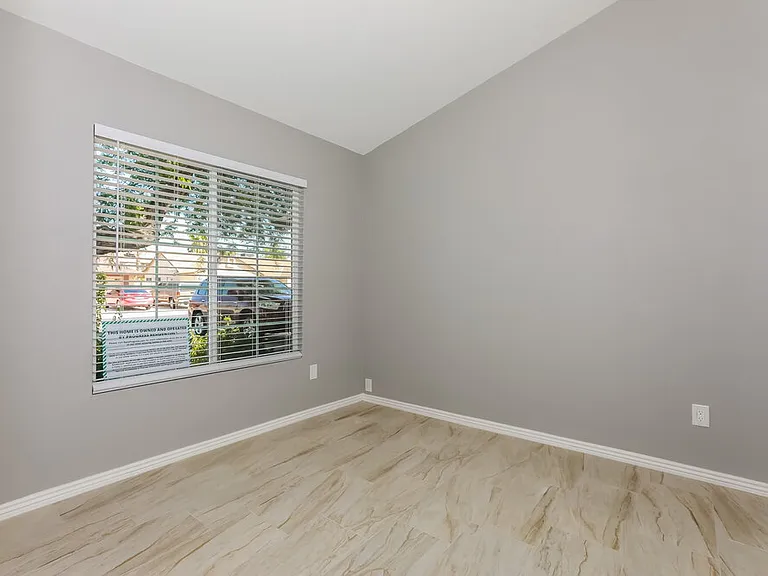 4401 E Scott Ave — Photo 13