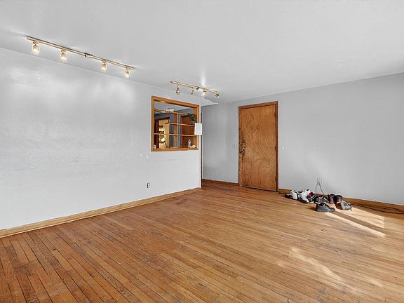 2nd image of 5710 Russett Road