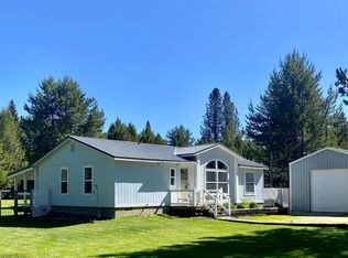 18 Newell Dr, Cascade, ID 83611