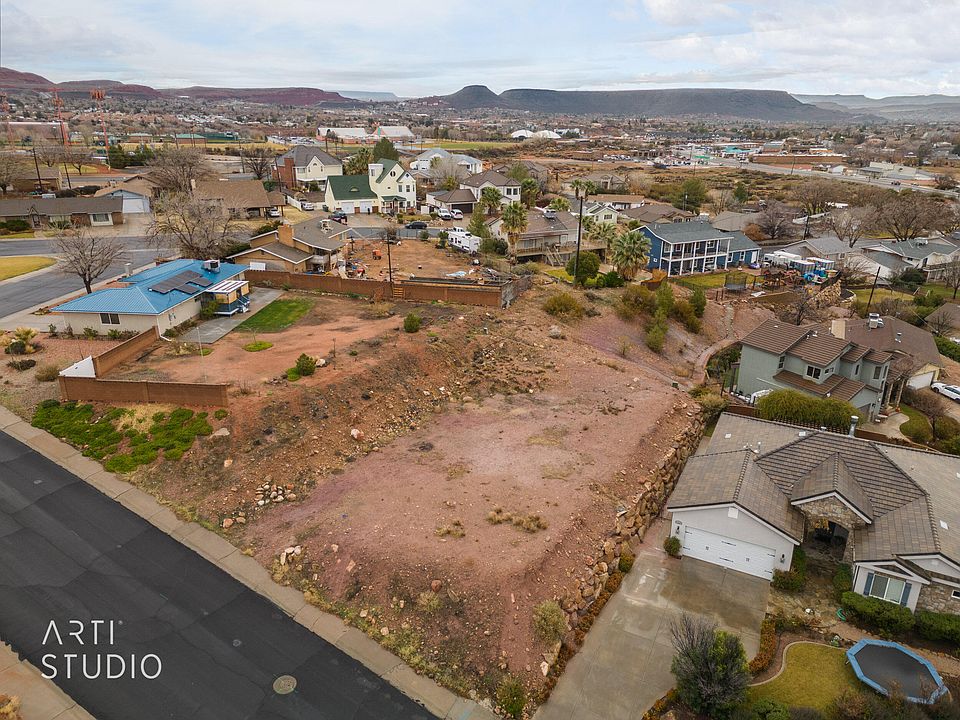 1st image of 1308 Heights Dr