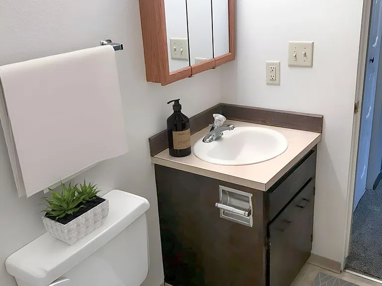 2718 Kateenah Way #19 — Photo 6