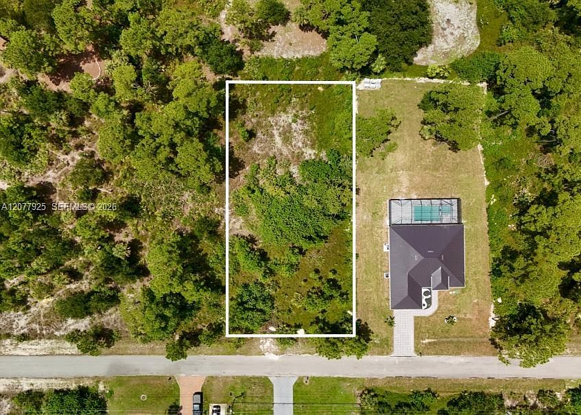 1st image of 811 Edison Ave