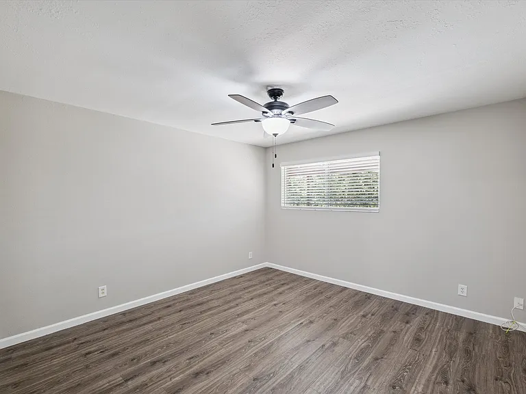 4819 E Cambridge Ave #1 — Photo 47
