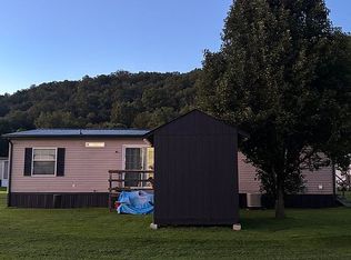 6 Tristram Ct, Red House, WV 25168