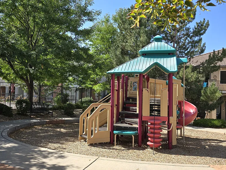 23002 E Ontario Dr #101 — Photo 25