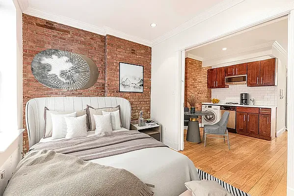 Rented by REAL New York | media 20